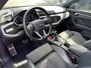 Audi  Q3  2.0 35 TDI  S TRONIC 7