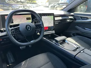 Renault Austral 1.2 E-Tech full hybrid 200ch 
