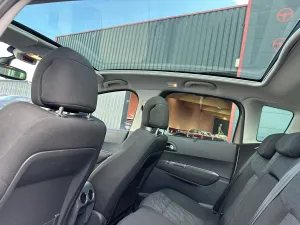 Peugeot  3008 1.6 HDI 110ch 