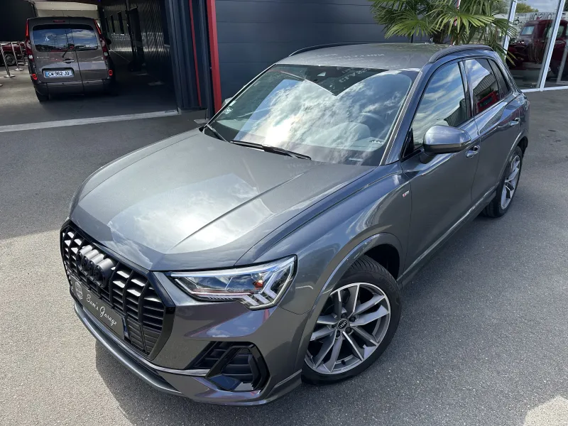 Audi  Q3  2.0 35 TDI  S TRONIC 7